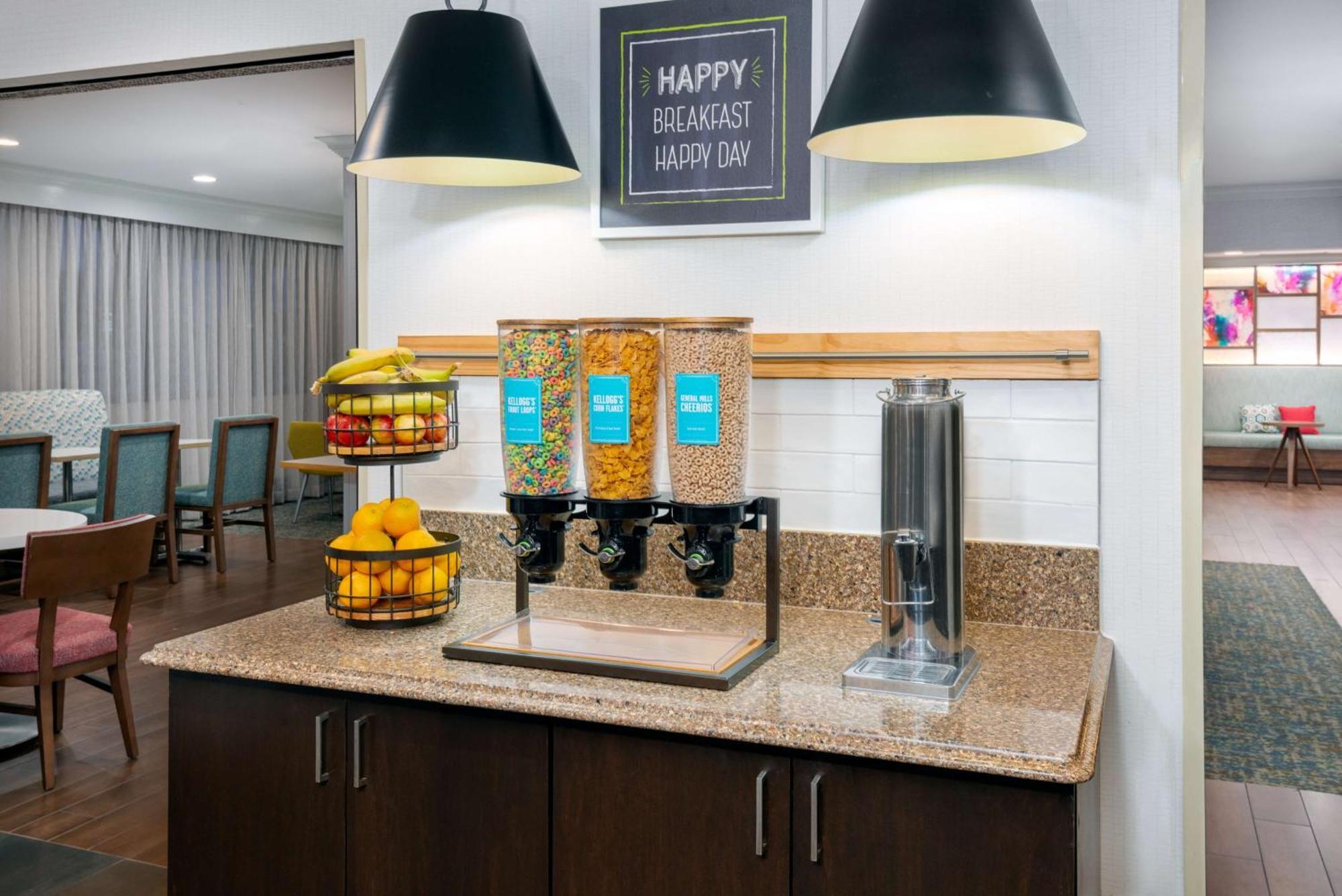 צ'יקטווואגה Hampton Inn Buffalo-Airport Galleria Mall מראה חיצוני תמונה
