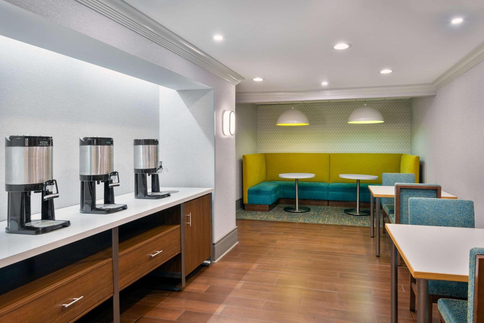 צ'יקטווואגה Hampton Inn Buffalo-Airport Galleria Mall מראה חיצוני תמונה