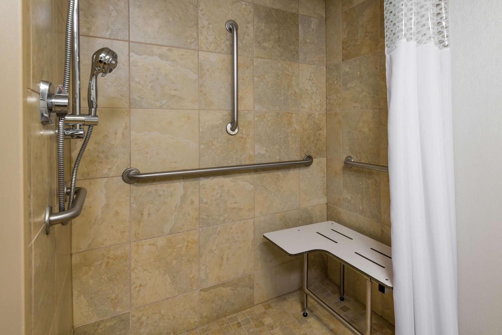 צ'יקטווואגה Hampton Inn Buffalo-Airport Galleria Mall מראה חיצוני תמונה